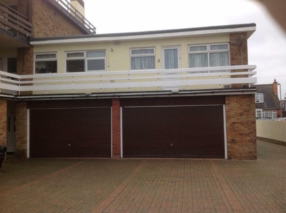 9 Gunfleet Court Daire Clacton-on-Sea Dış mekan fotoğraf